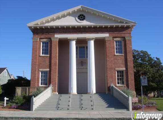 Fischer-Hanlon House - Benicia, CA