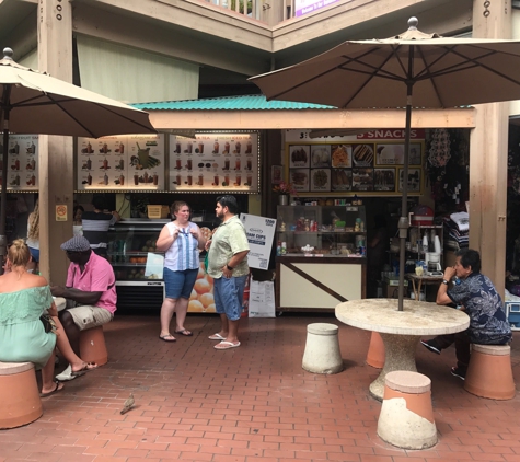 Maunakea Marketplace - Honolulu, HI