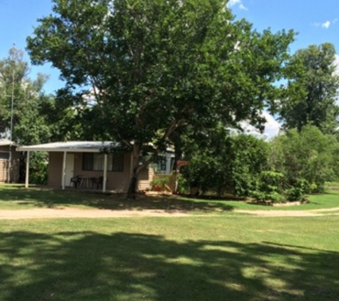Condamine River Caravan Park - Condamine, QLD