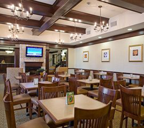 Country Inns & Suites - San Marcos, TX