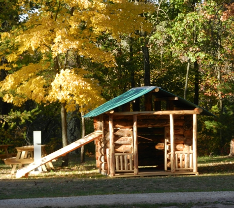 Winding Creek Campground - Hancock, WI