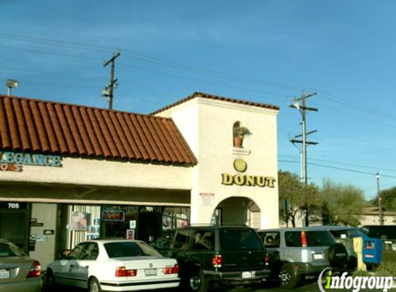 Happy Donut - San Gabriel, CA