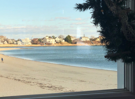 Hyannis Yacht Club - Hyannis, MA