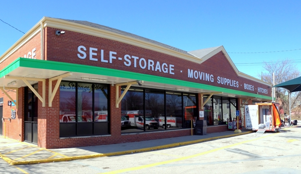 U-Haul Moving & Storage at State St - Milwaukee, WI