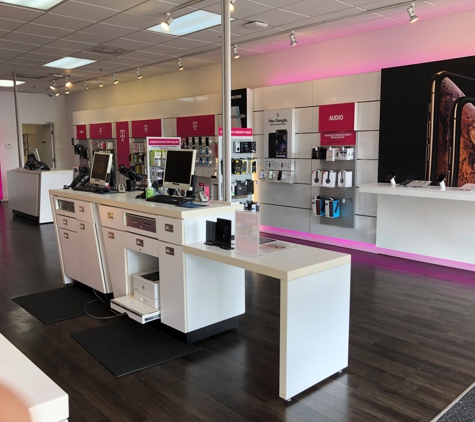 T-Mobile - Tampa, FL