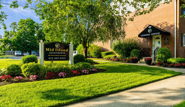 Mid Island Apartments - Bay Shore, NY