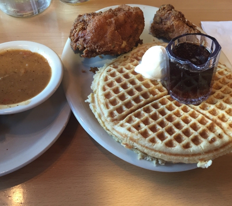 Lo-Lo's Chicken & Waffles - Gilbert, AZ