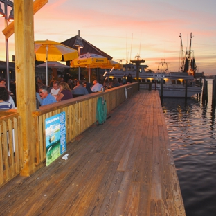 Rusty's Seafood and Oyster Bar - Cape Canaveral, FL