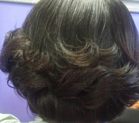 Swaylo's Hair Designz - Grand Prairie, TX