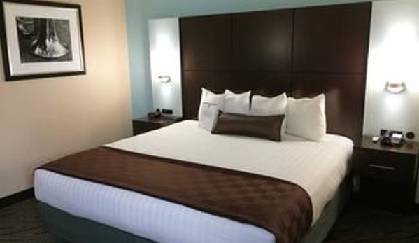 Best Western Plus Galleria Inn & Suites - Memphis, TN