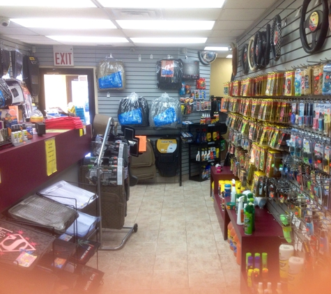 Corona Brushless Car Wash - Corona, NY