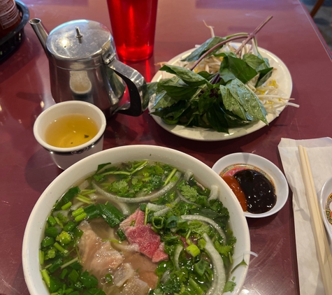 Pho Duy Restaurant - Denver, CO