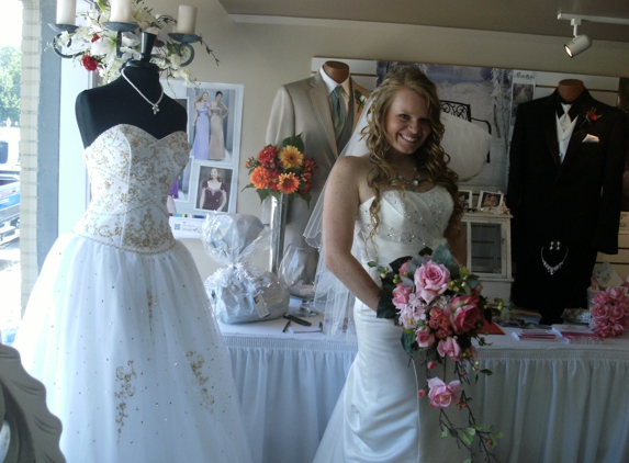 image's Bridal Prom and Pageant - Gardendale, AL