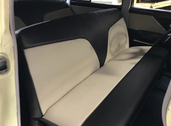 Brandt's Custom Upholstery - Central Point, OR