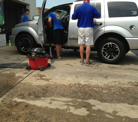 Diamond Car Wash - Middletown, DE