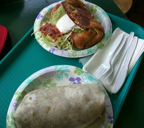 Las Palmas Taco Bar - Santa Cruz, CA