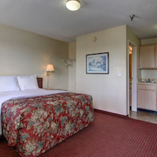 InTown Suites - Suwanee, GA