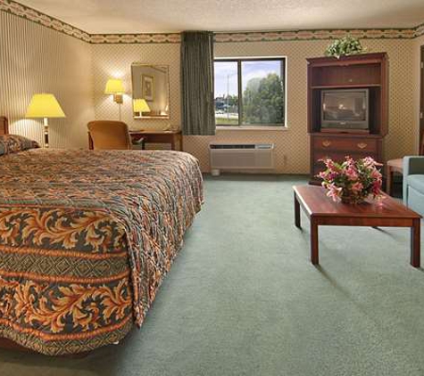 Baymont Inn & Suites - Corydon, IN