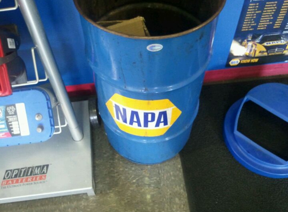 Napa Auto Parts - Hawk's Auto Parts - Elgin, IL