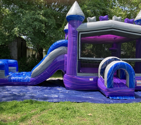 Triple T's Inflatables - Lafayette, LA. 13x13 Wet Dry Combo