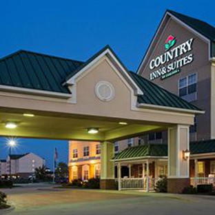 Country Inns & Suites - Effingham, IL