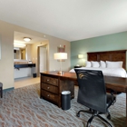 Hampton Inn & Suites