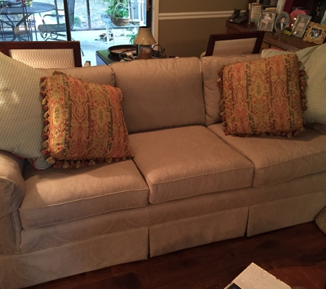 Mack's Upholstery. Sofa