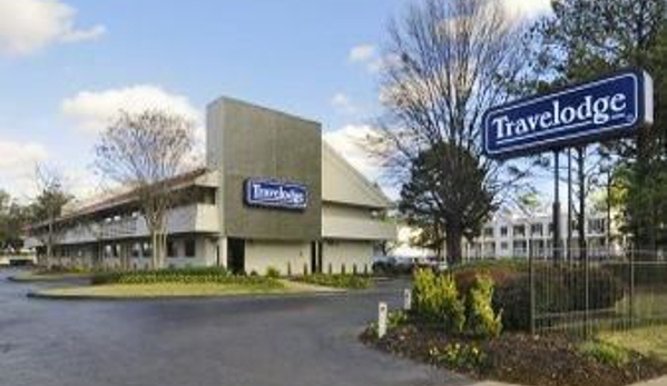 Travelodge by Wyndham College Park - College Park, GA