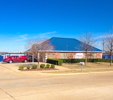 American Mini Storage - Arlington, TX