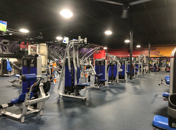 Crunch Fitness - Countryside - Clearwater, FL