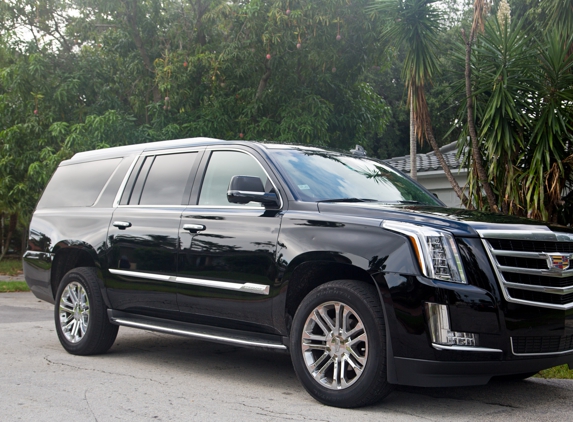 A Luxury Limo Car Service and Miami Airport Transportation - Sunny Isles Beach, FL