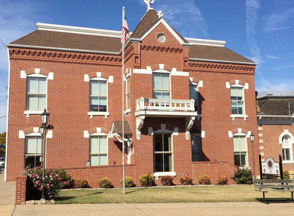 Sainte Genevieve County Courthouse - Sainte Genevieve, MO