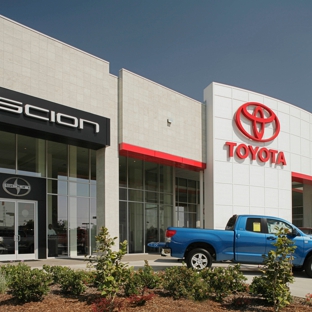 AutoNation Toyota Scion Cerritos - Cerritos, CA