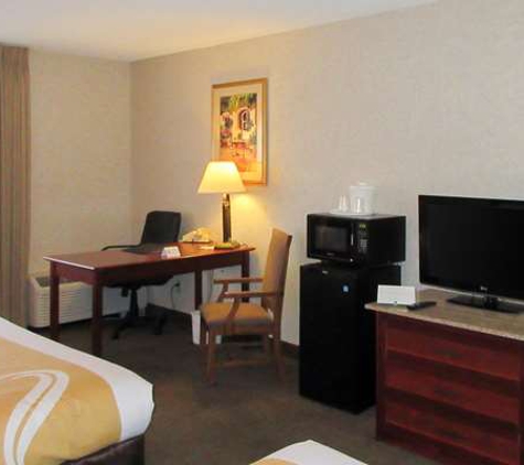 Quality Inn & Suites Downtown - University Area - Albuquerque, NM