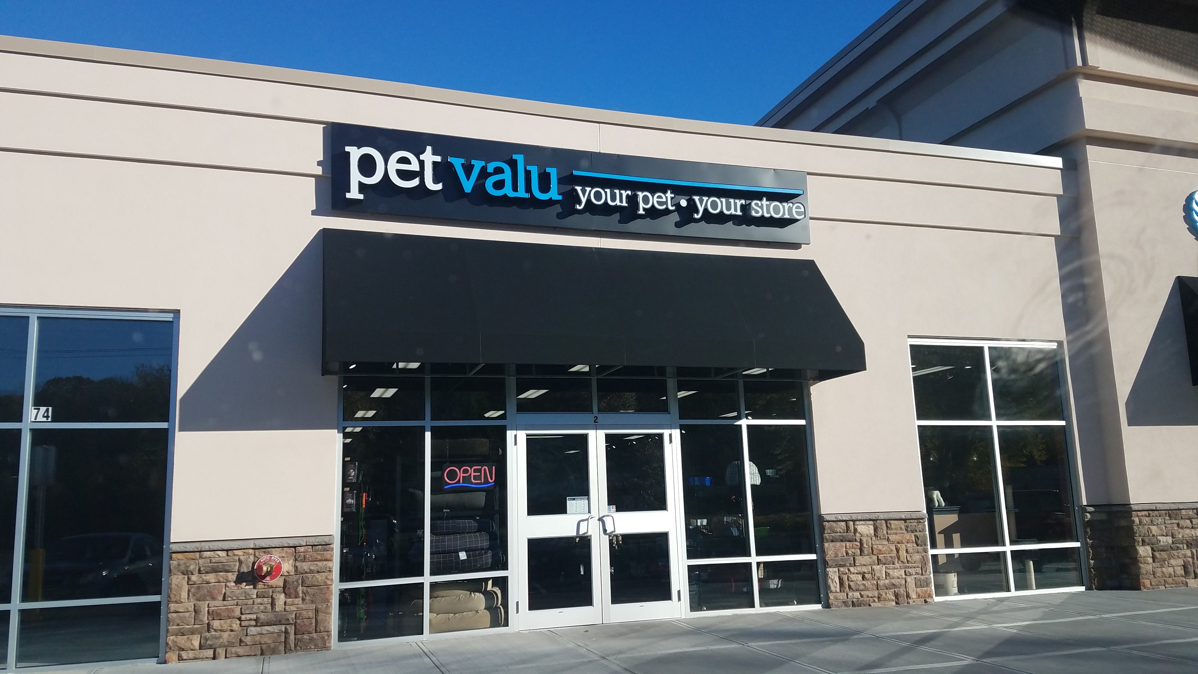 Pet Valu Derby CT 06418