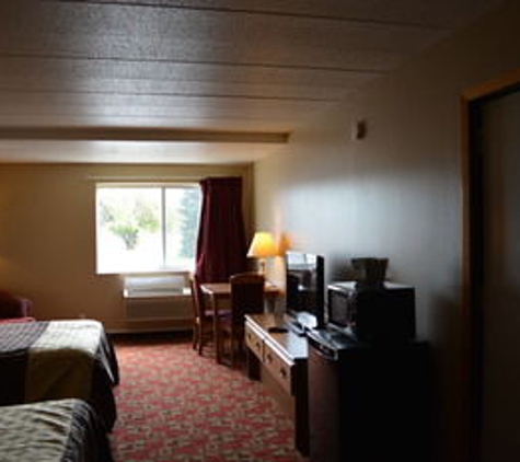 Travelodge - Grand Forks, ND