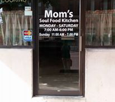 Mom's Soul Food Kitchen - Saint Louis, MO