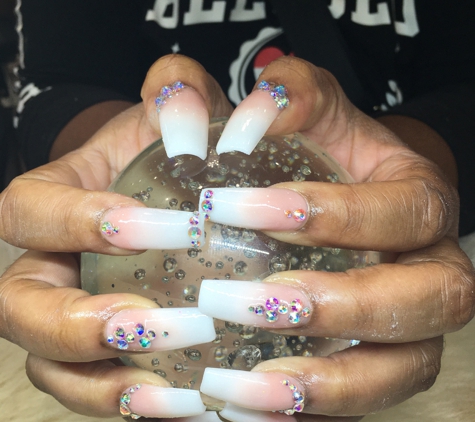 Champions Nails and Spa - Davenport, FL