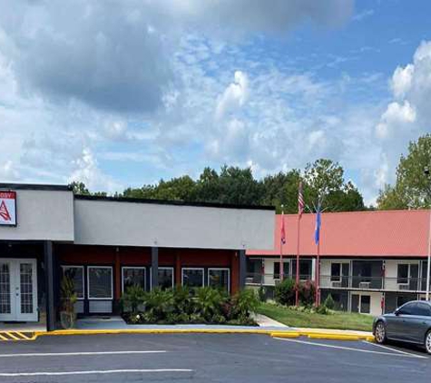 LX Hotel, A Travelodge By Wyndham - Manchester, TN