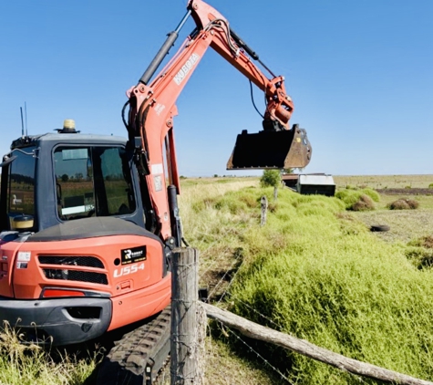 Lucrative Contracting - Vale View, QLD