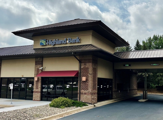 Highland Bank - Woodbury, MN