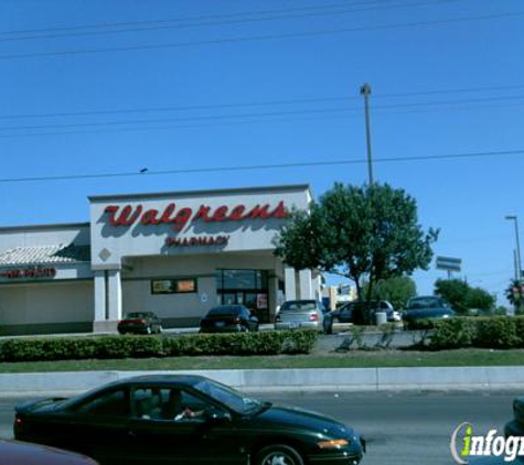 Walgreens - San Antonio, TX