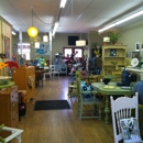 Little Red Hen - Antiques