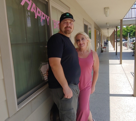 Security Public Storage- Roseville - Cirby - Roseville, CA. Catrina and Clint