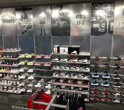 Hibbett Sports - Columbia, SC