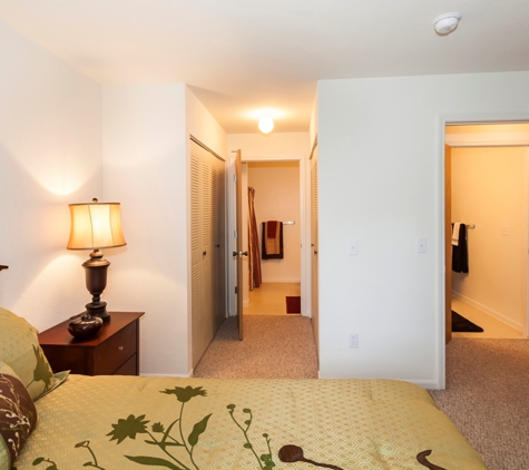 Northview Park Apartments - Sterling Heights, MI