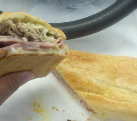 Aguila Sandwich Shop - Tampa, FL