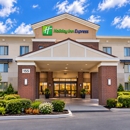 Holiday Inn Express & Suites Lincoln-Roseville Area by IHG