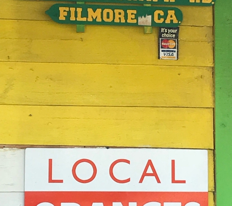 J & R Fruit Stand - Fillmore, CA