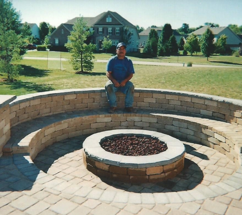 Rangel Professional Landscaping, LLC - Anderson, IN